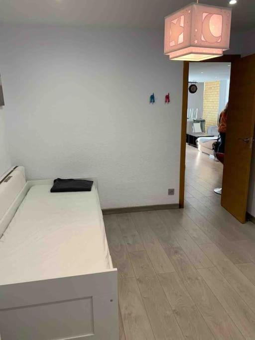 70 Sqm Apartment With Seaview In Arenales Del Sol. Экстерьер фото