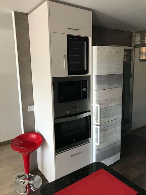 70 Sqm Apartment With Seaview In Arenales Del Sol. Экстерьер фото